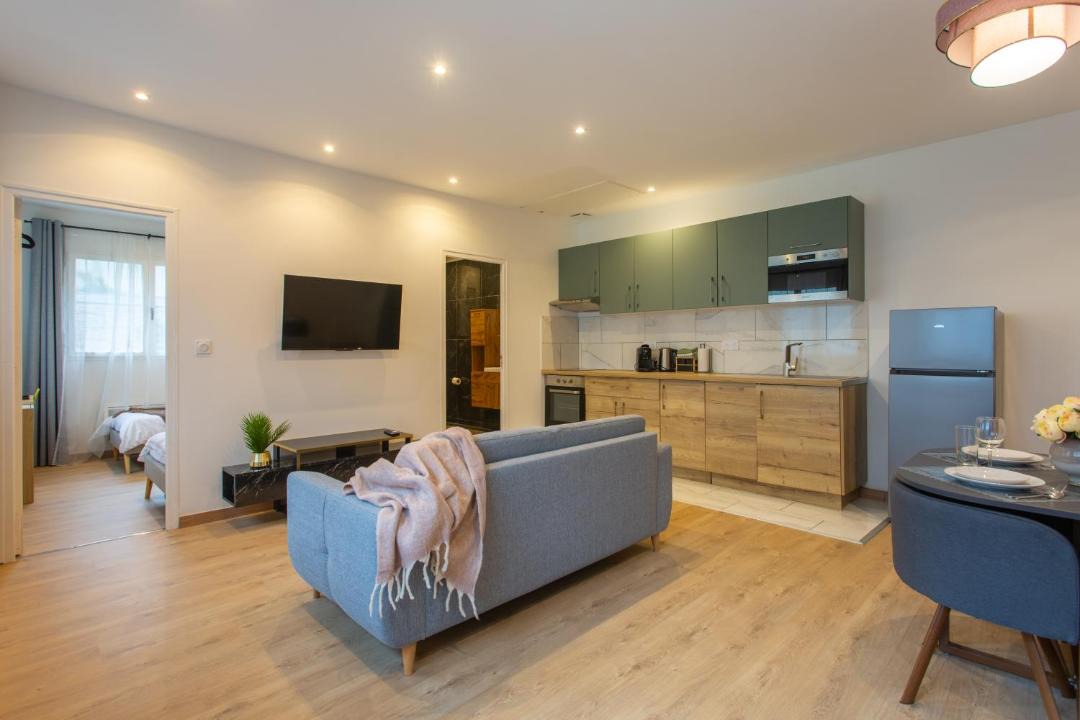 Photo of Others in Abbeville