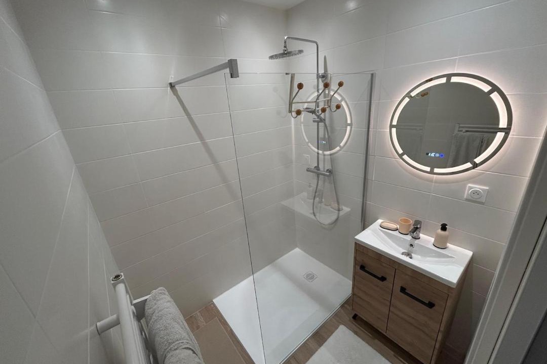 Photo of Bathroom in Seyresse