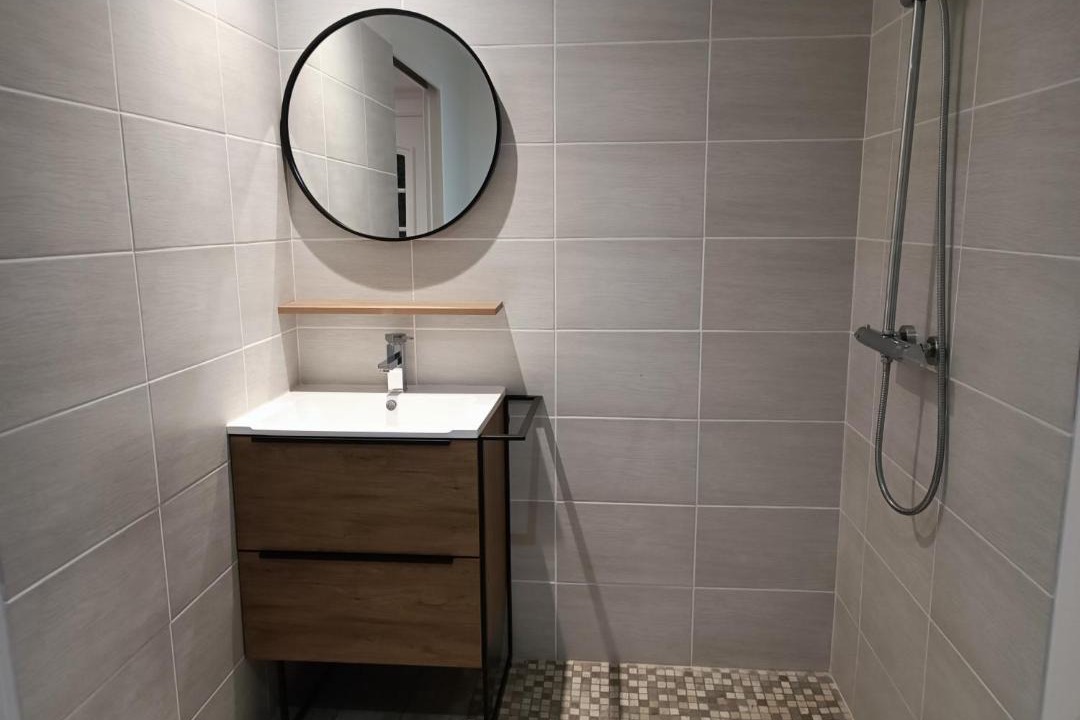 Photo of Bathroom in Argentre-du-Plessis