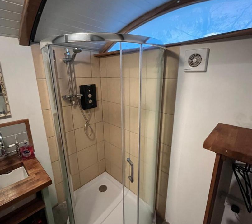 Photo of Bathroom in Three Cocks