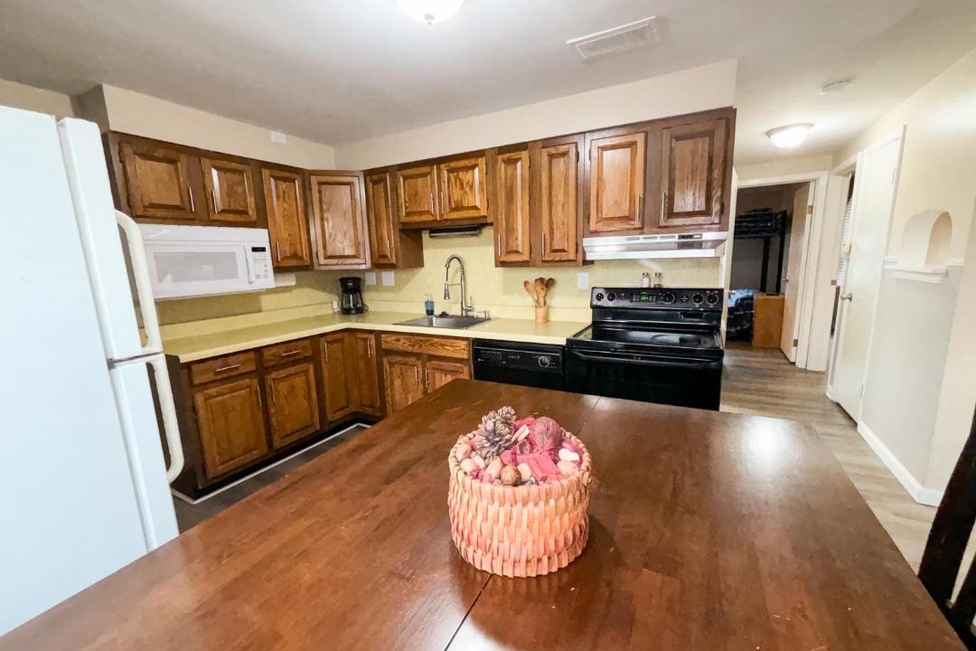 Photo of Kitchen in Anchor Bay Harbor
