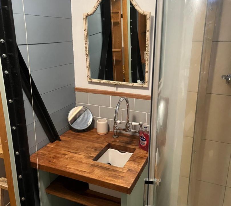 Photo of Bathroom in Three Cocks