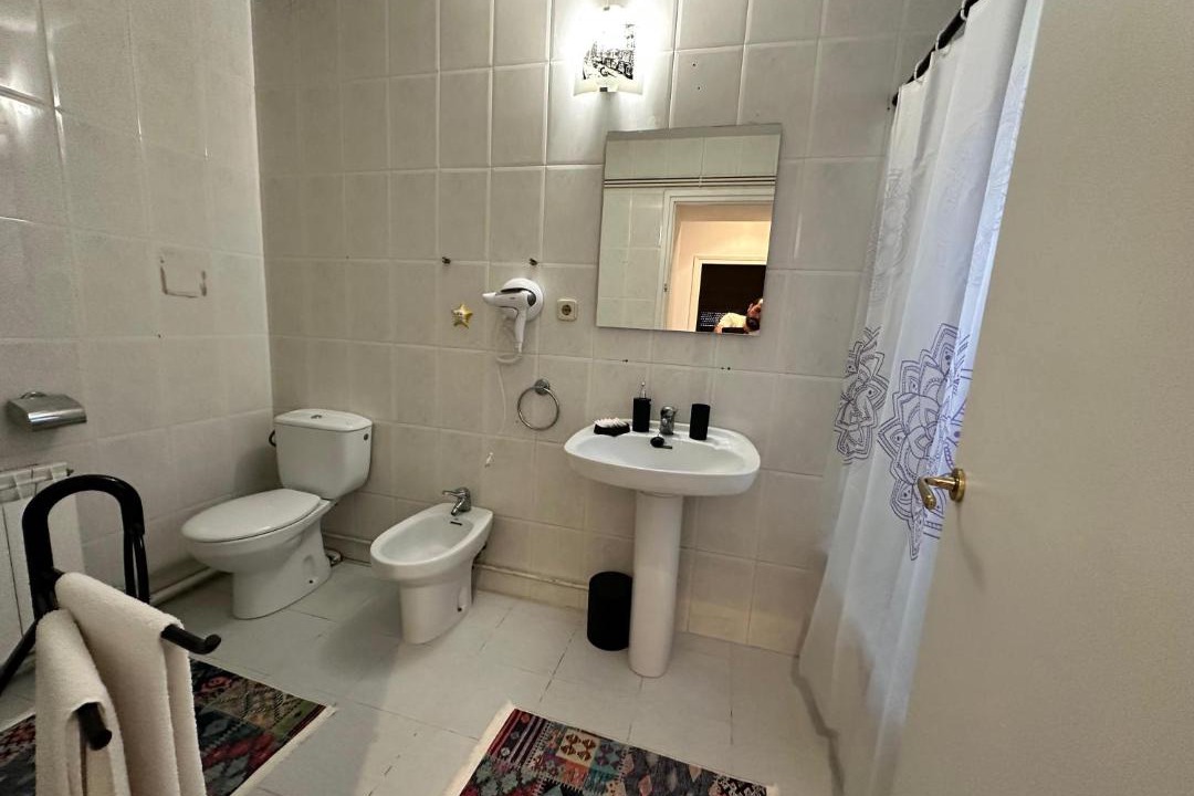 Photo of Bathroom in Vallromanes