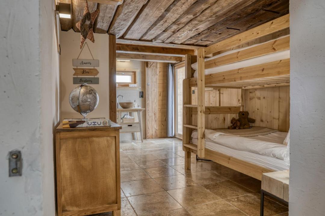 Photo of Others in Cordon