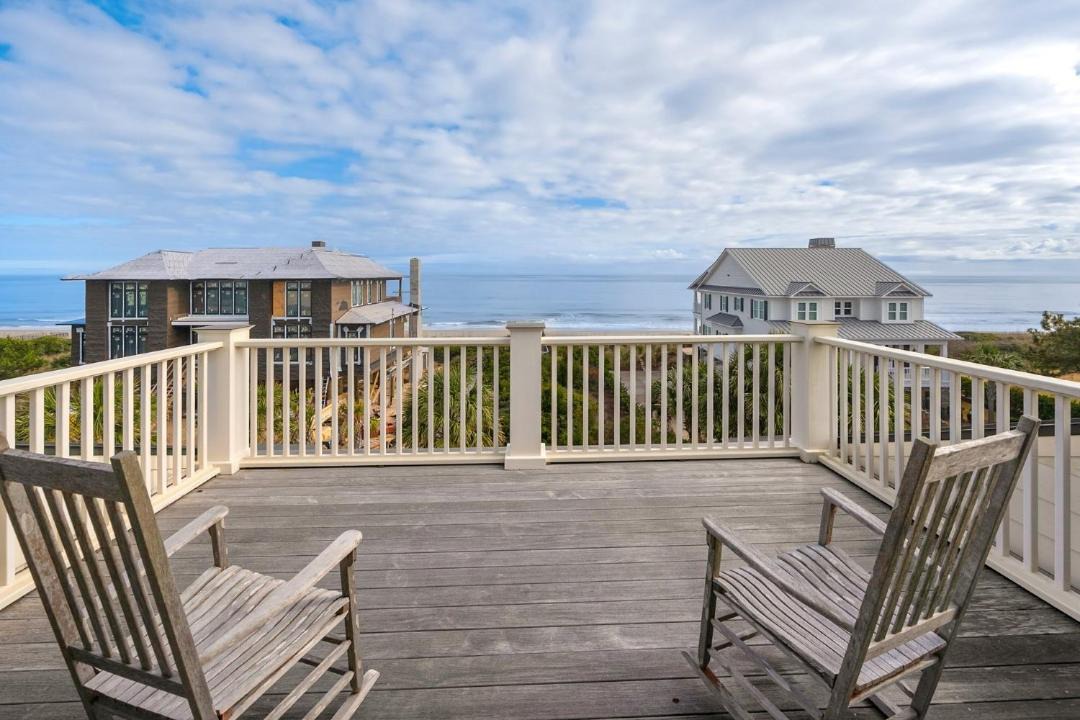 Photo of Patio Balcony in Debordieu Colony