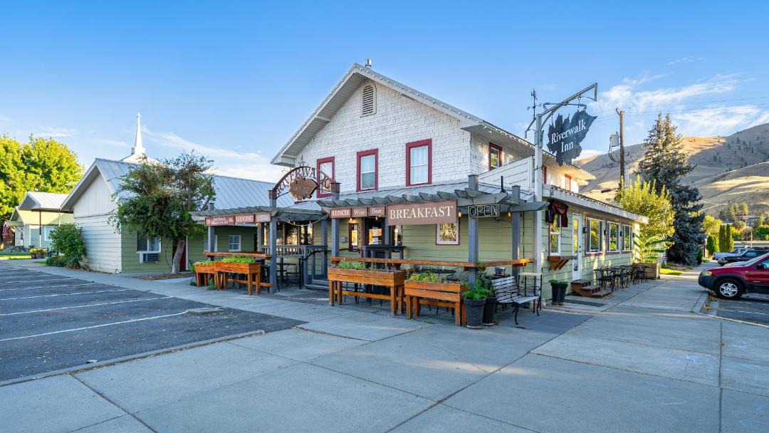 Photo of Others in Chelan