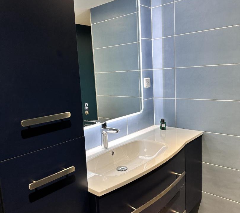 Photo of Bathroom in Les Attaques