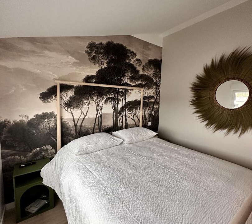 Photo of Bedroom in Les Attaques