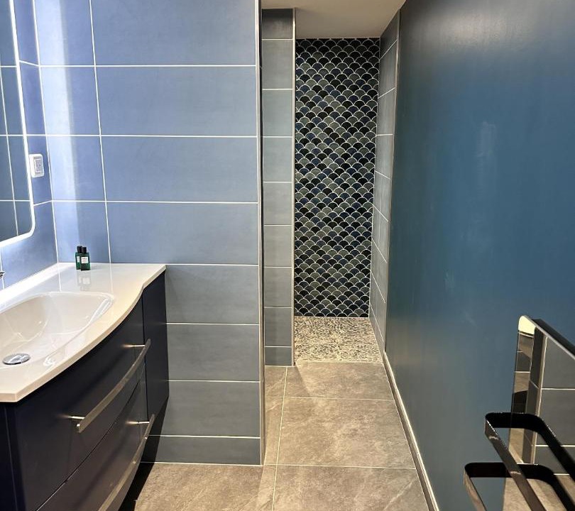 Photo of Bathroom in Les Attaques
