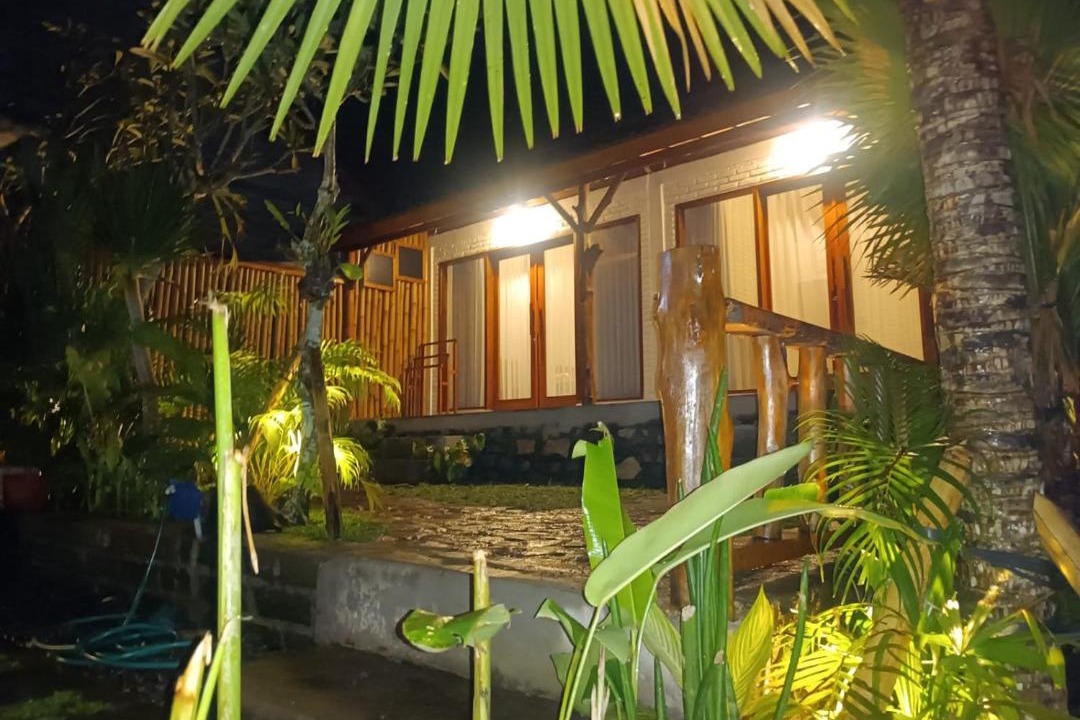 Photo of Others in Medewi