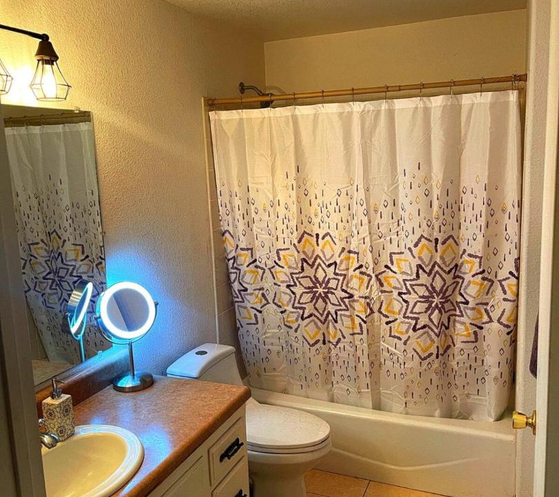 Photo of Bathroom in Marana