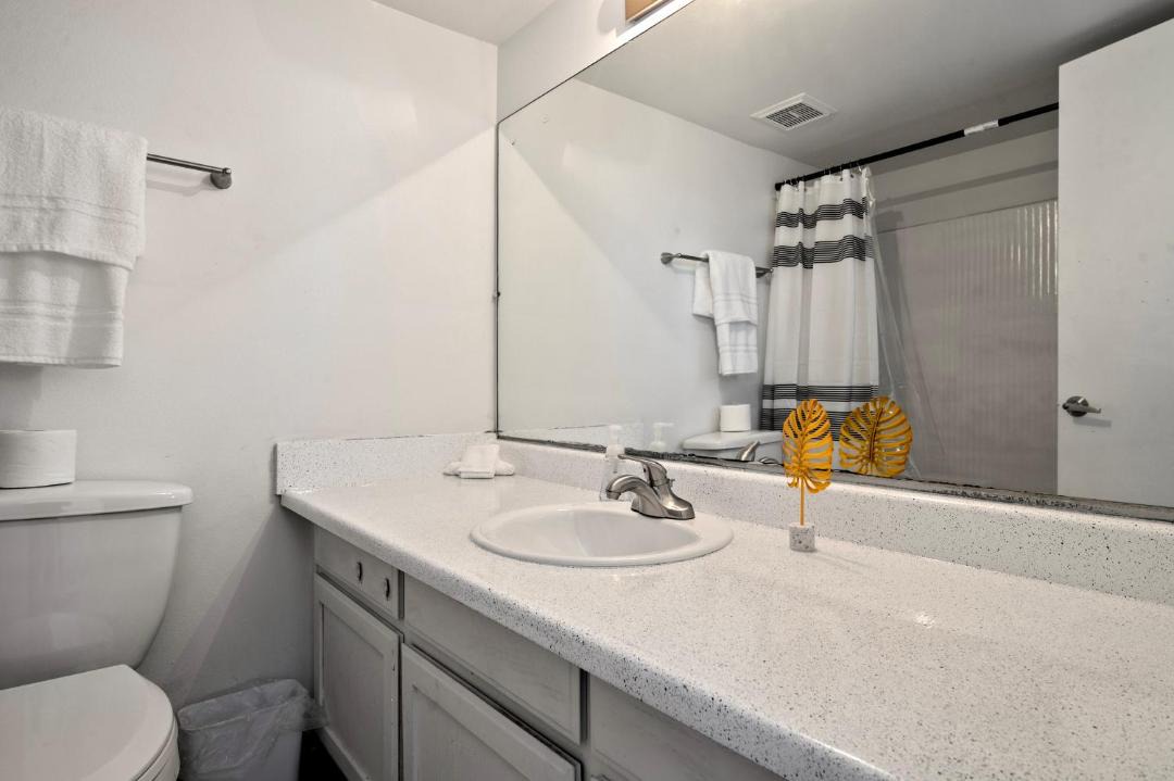 Photo of Bathroom in New Papago Parkway