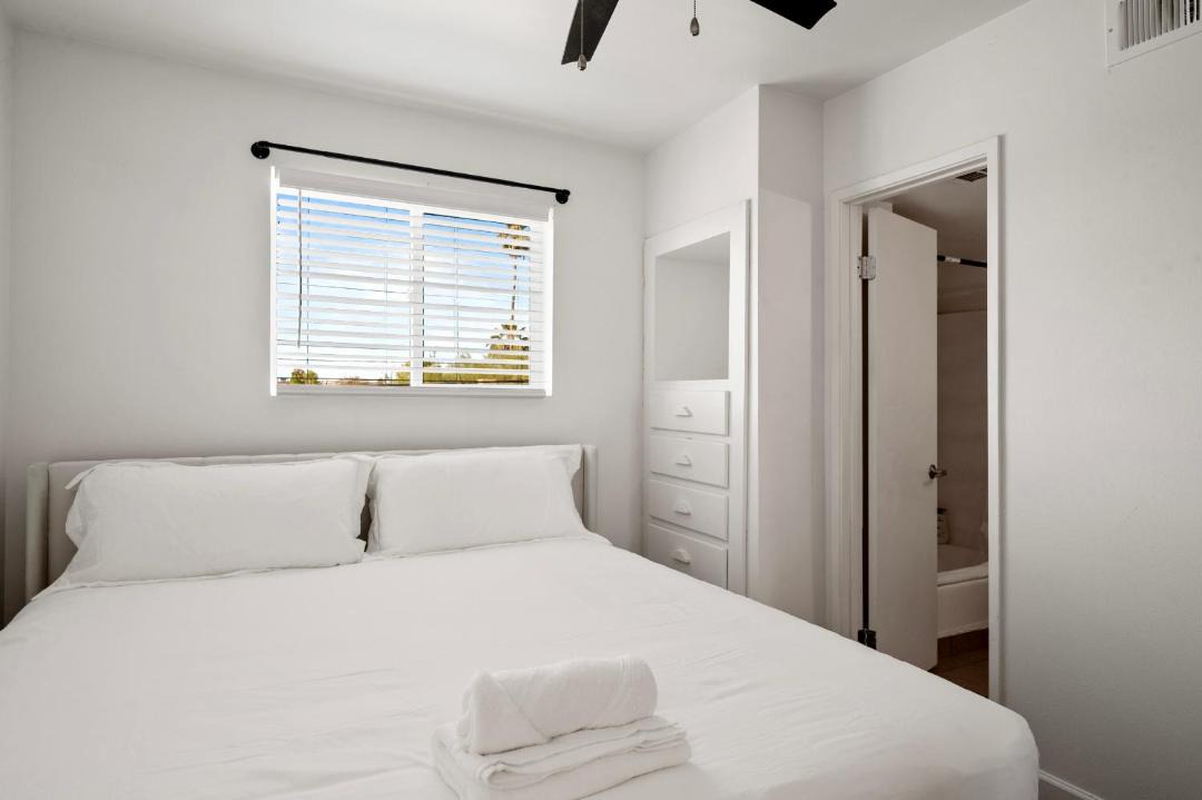 Photo of Bedroom in New Papago Parkway