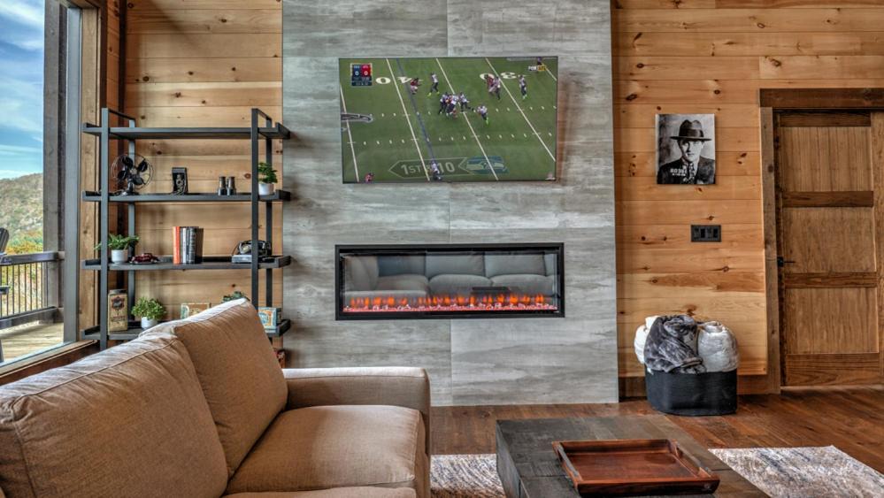 Photo of Livingroom in Ridgeline Vistas