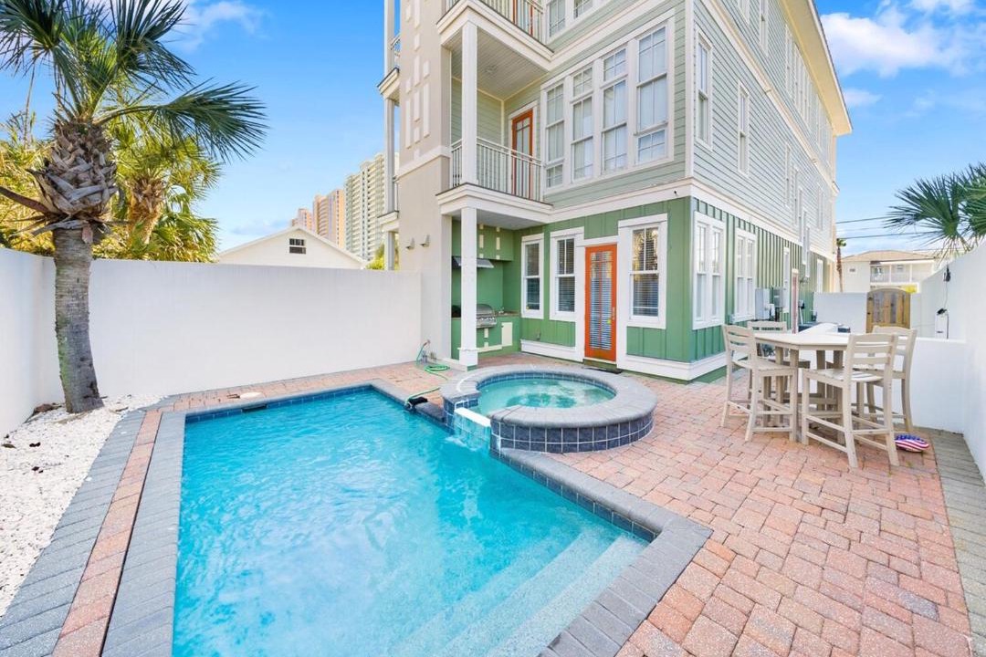 Photo of Patio Balcony in Miramar Beach