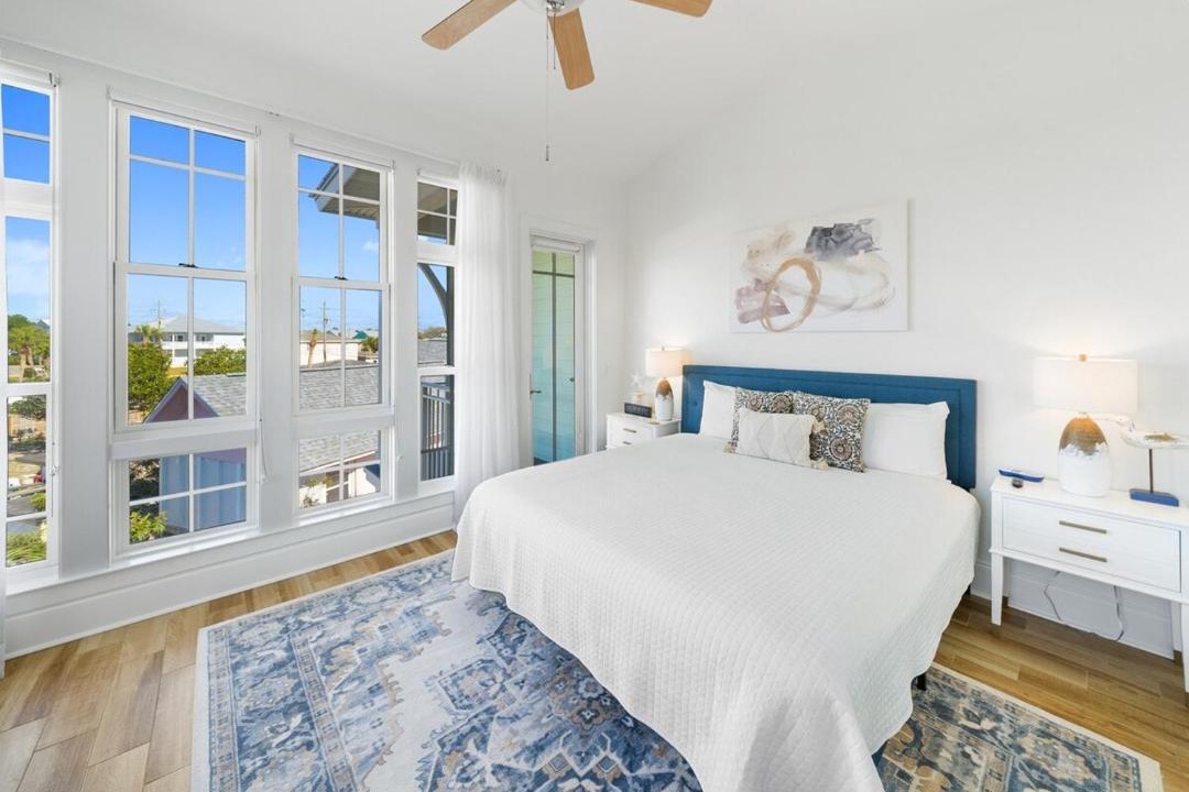 Photo of Bedroom in Miramar Beach