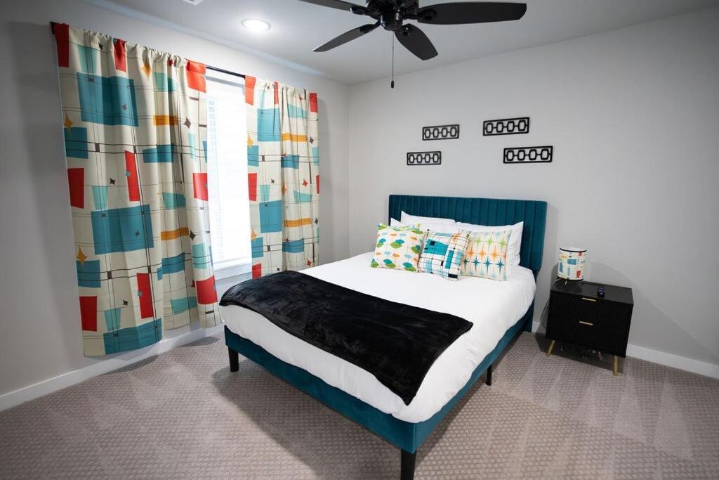 Photo of Bedroom in Broken Arrow