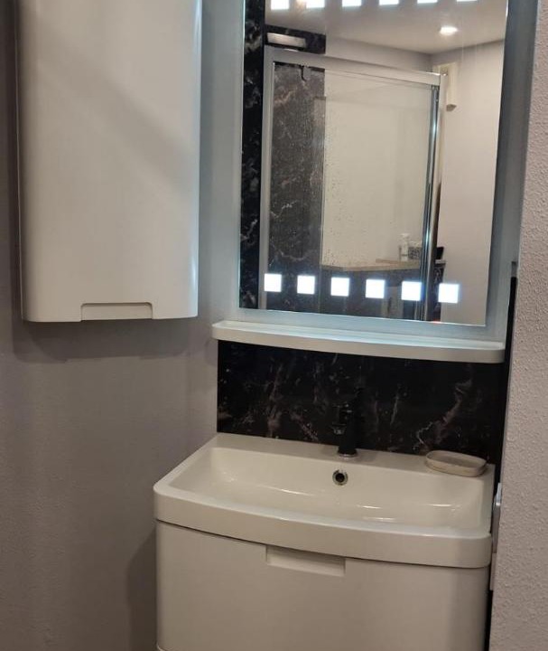 Photo of Bathroom in Alencon