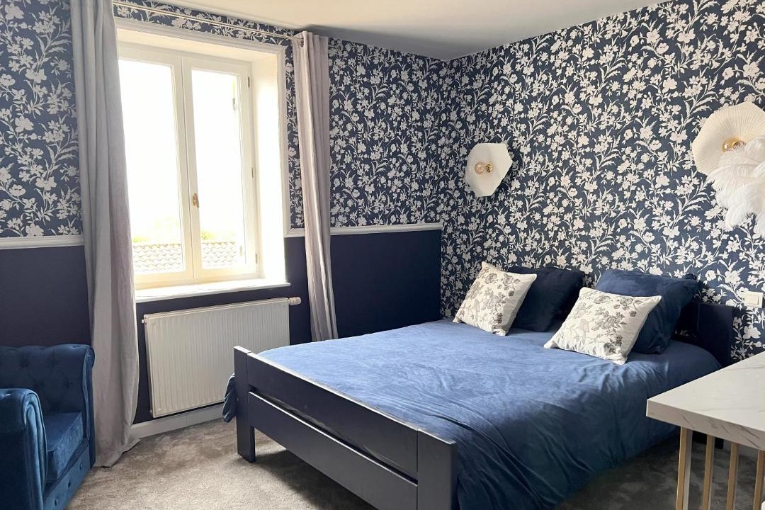 Photo of Bedroom in Beaujolais Pierres Dorees