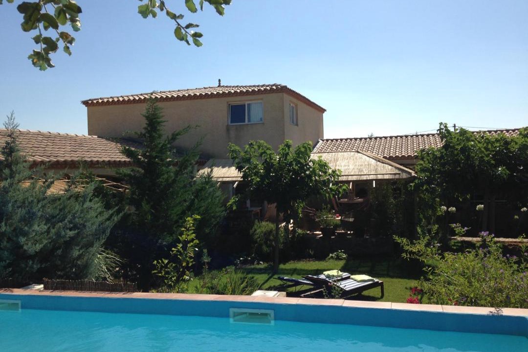 Photo of Others in Paraza