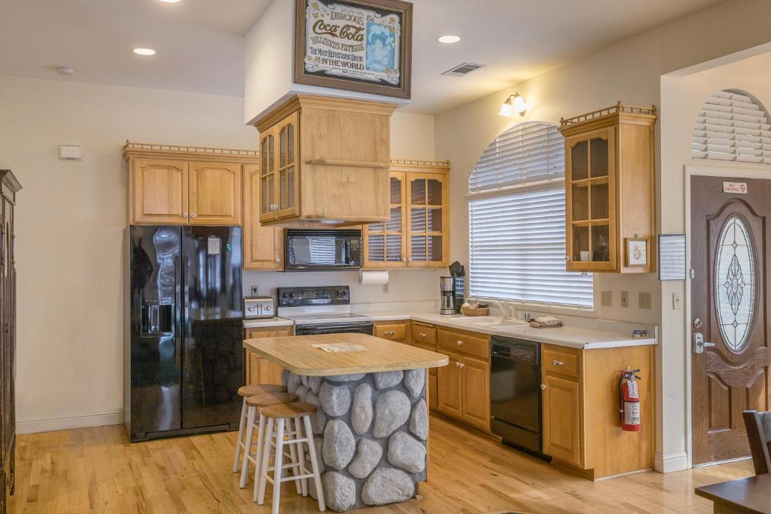Photo of Kitchen in Mariposa