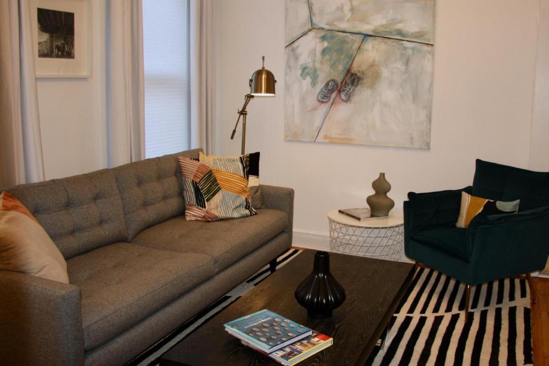 Photo of Livingroom in Mill River