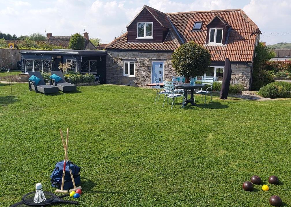 Photo of Others in Compton Dundon