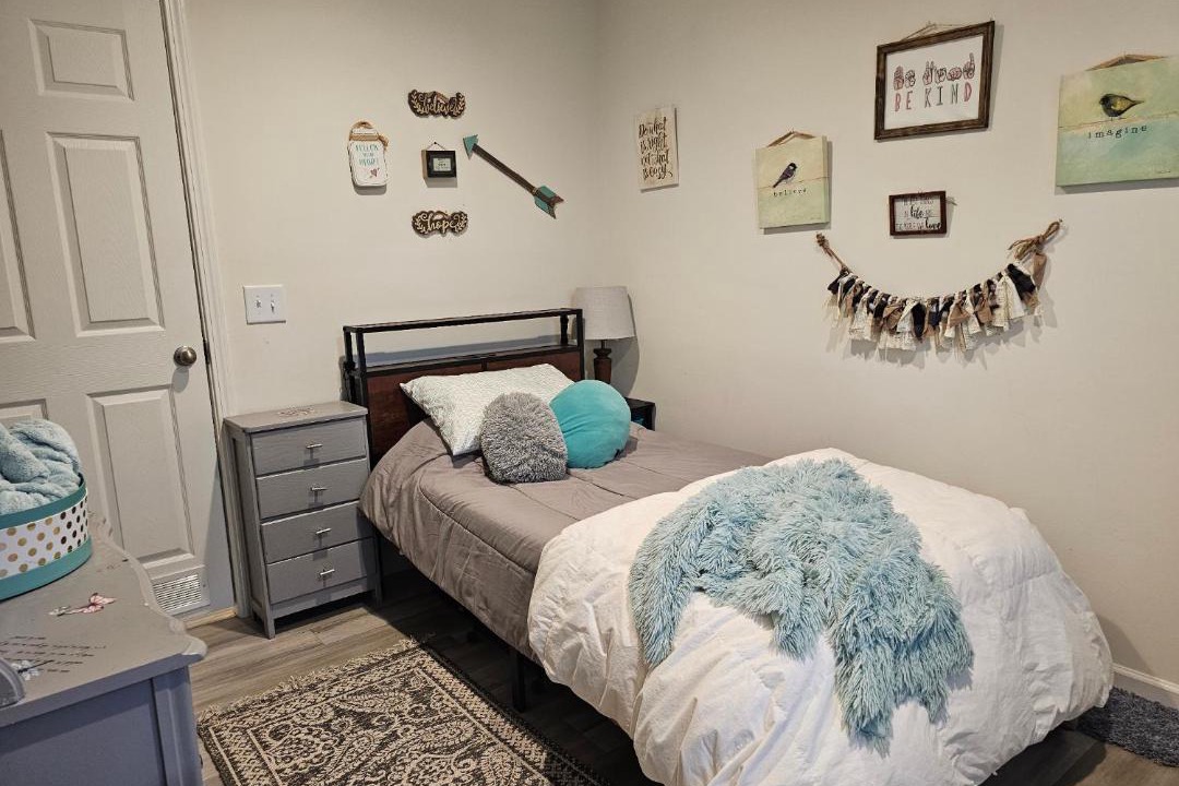 Photo of Bedroom in South Carolina Lakes & Blackwater Rivers