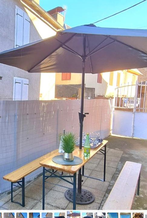 Photo of Others in Clarac