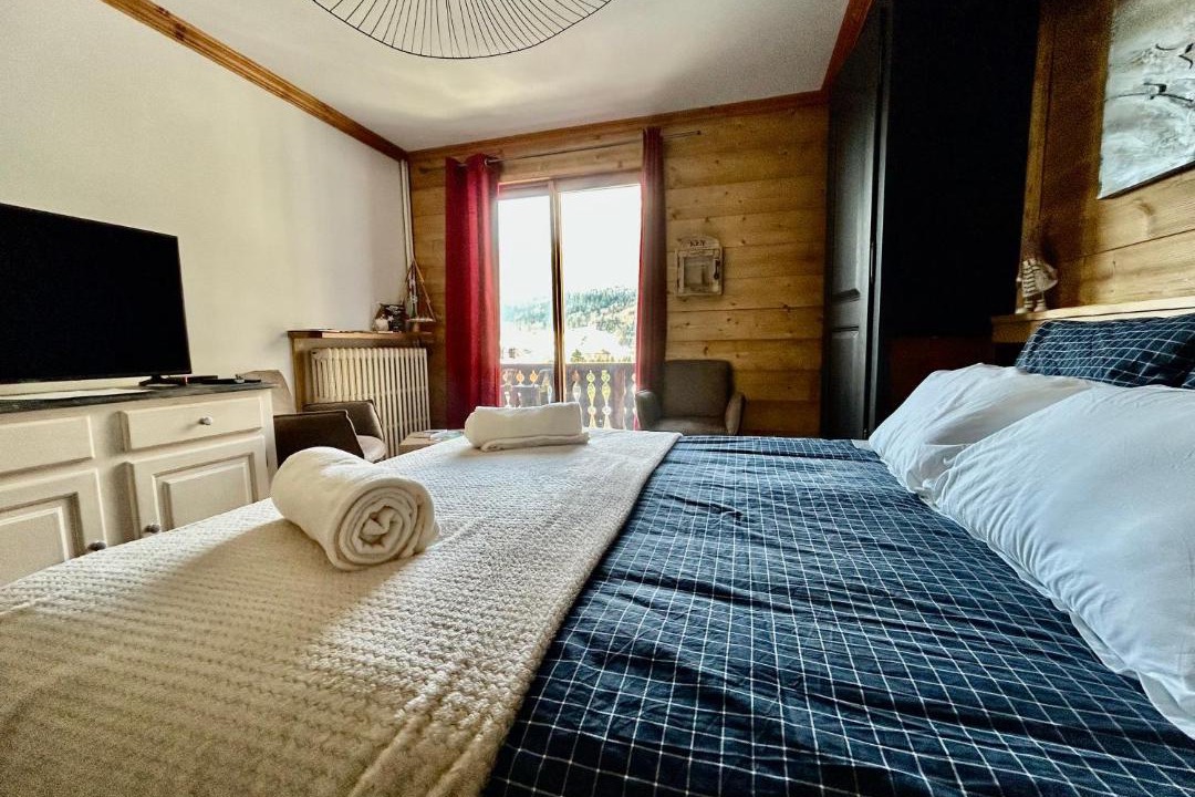 Photo of Bedroom in Magland