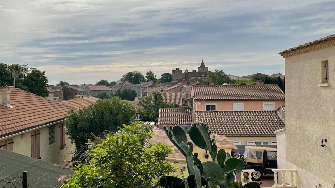 Photo of Others in Quarante