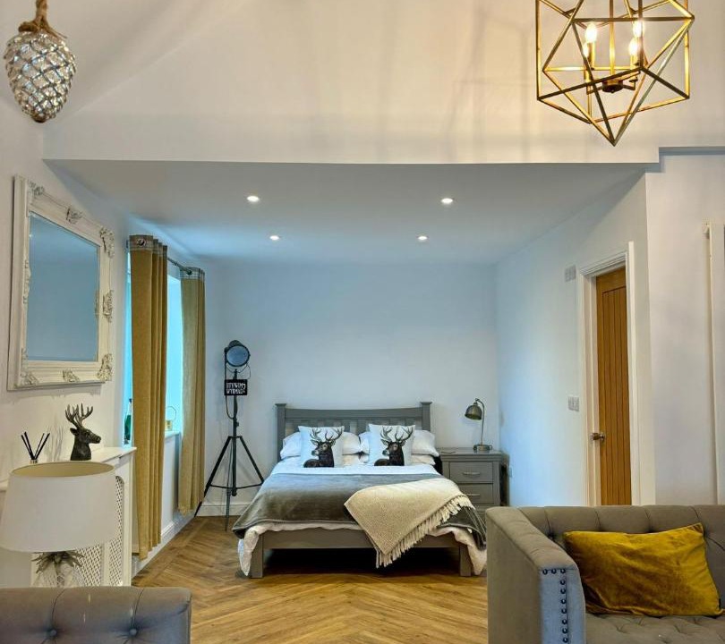 Photo of Others in Cottingham