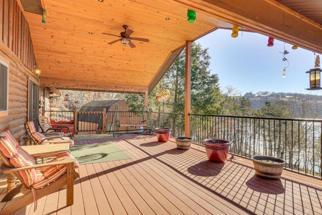 Photo of Patio Balcony in Shell Knob