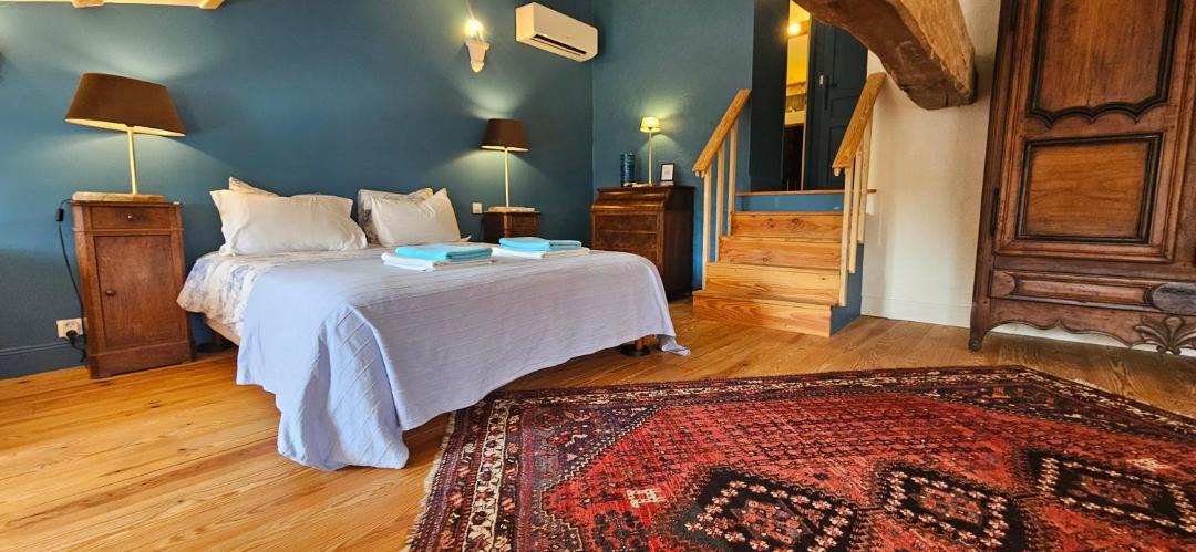 Photo of Others in Saint-Sulpice-de-Pommiers