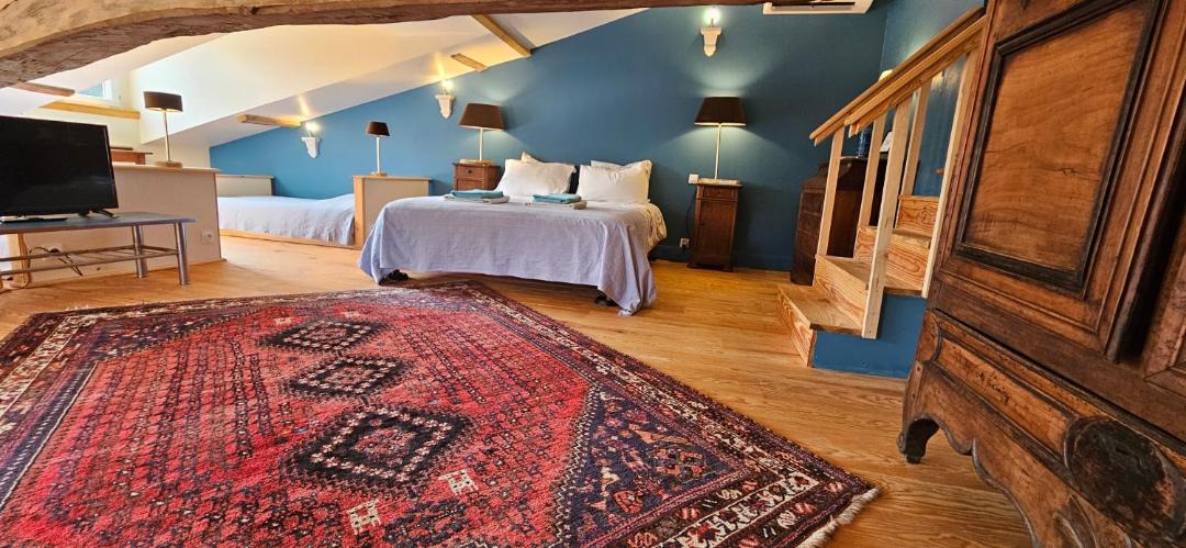 Photo of Others in Saint-Sulpice-de-Pommiers