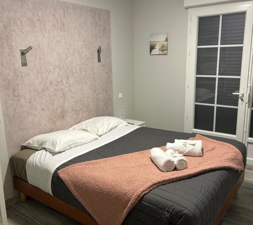 Photo of Bedroom in Louchats