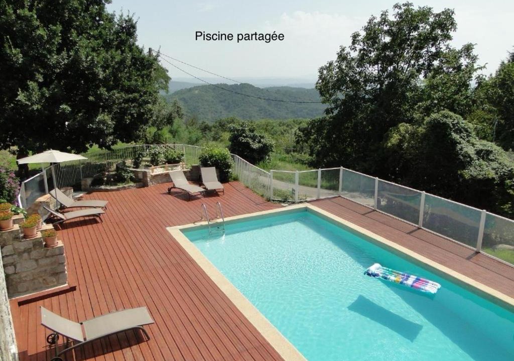Photo of Patio Balcony in Saint-Andeol-de-Vals