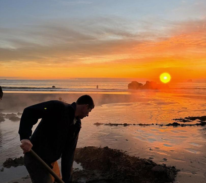 Photo of Human In Picture in Hot Water Beach