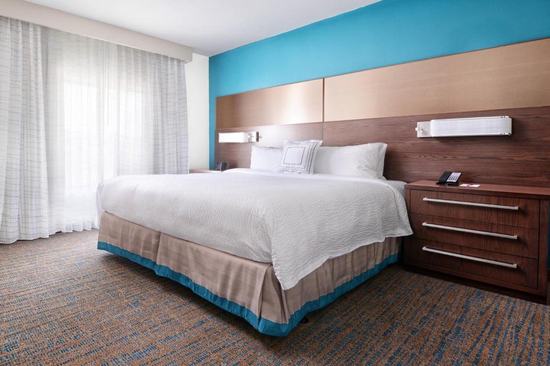 Photo of Bedroom in Pasadena