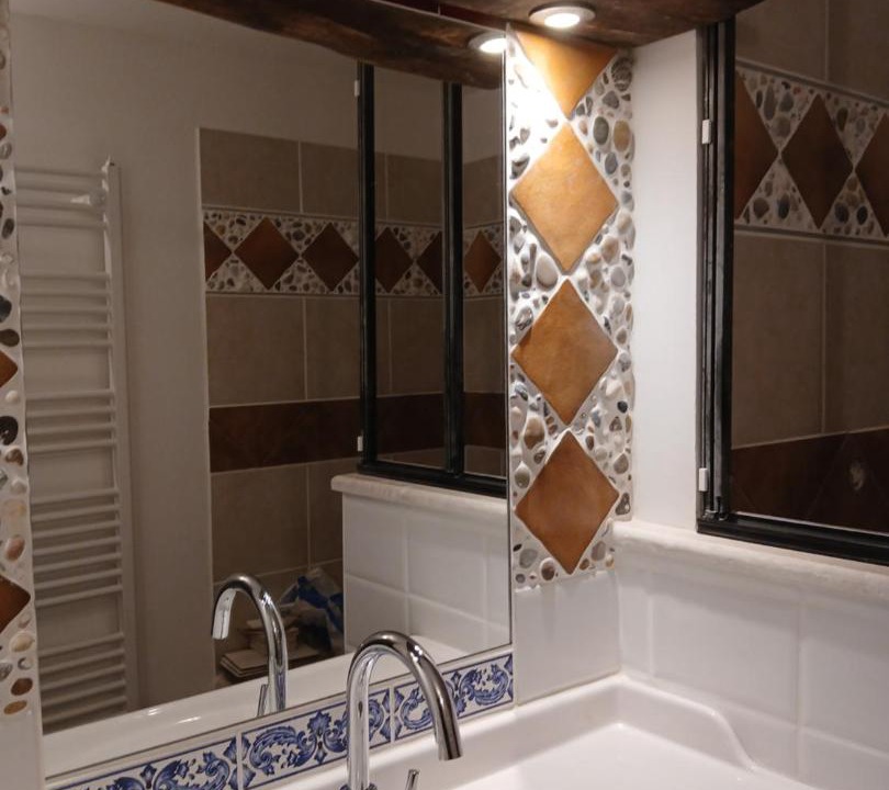 Photo of Bathroom in Colonzelle
