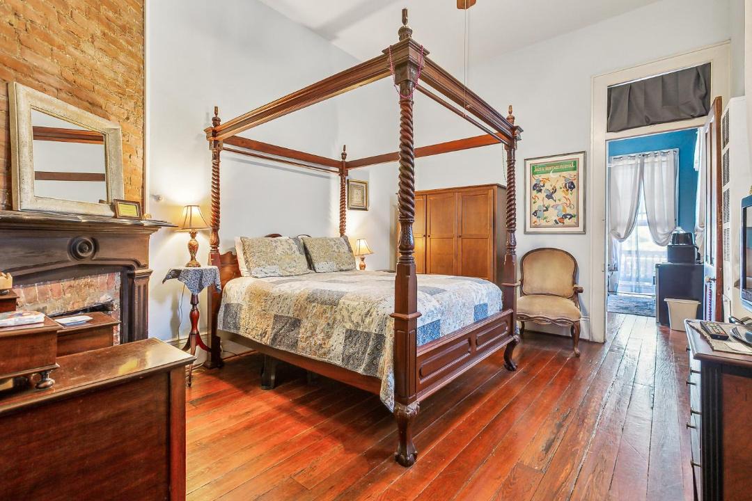 Photo of Bedroom in Irish Channel