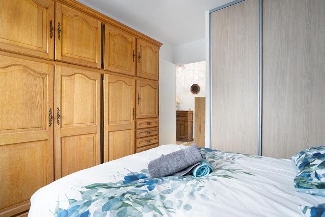 Photo of Bedroom in La Demi - Lune