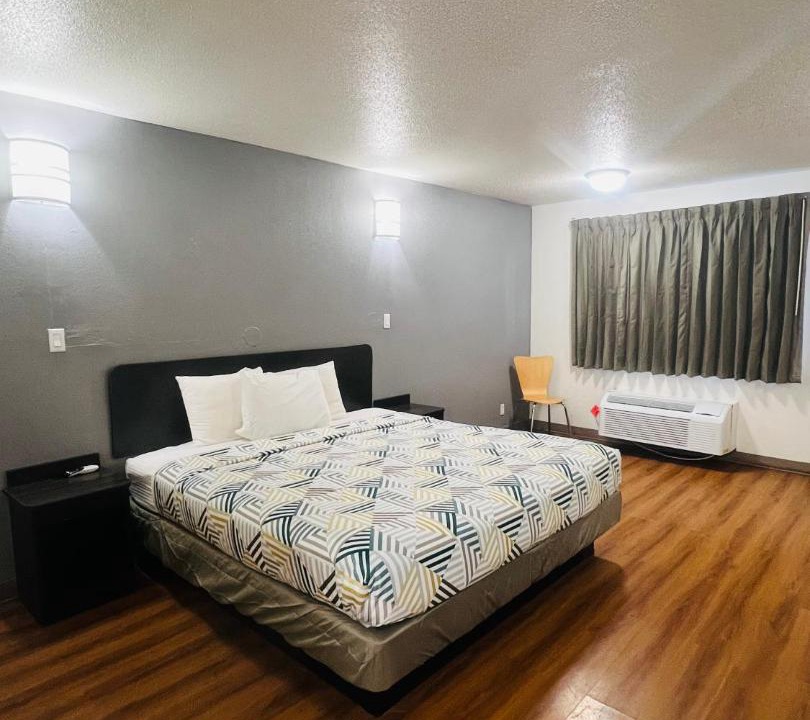Photo of Bedroom in Brinkley