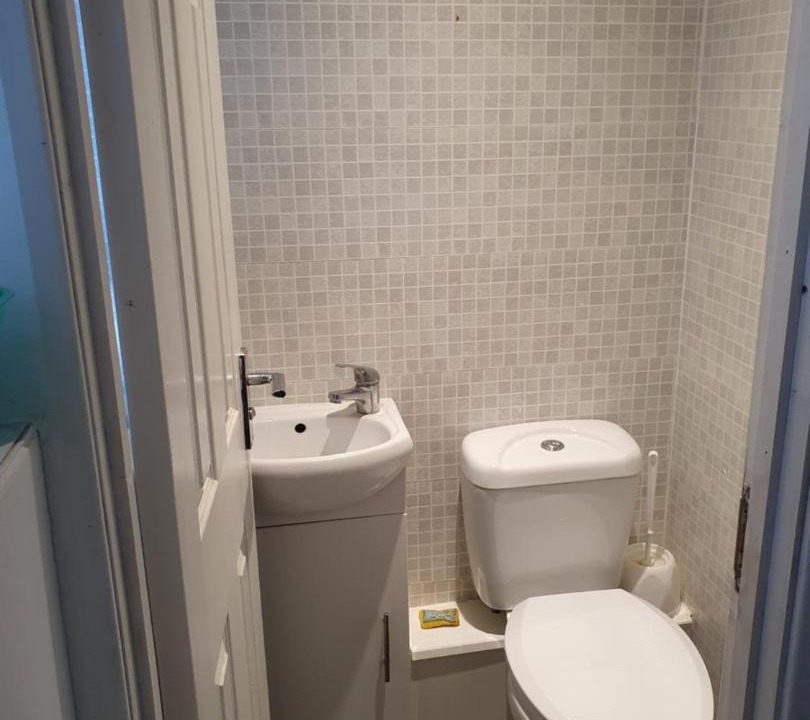 Photo of Bathroom in Reading