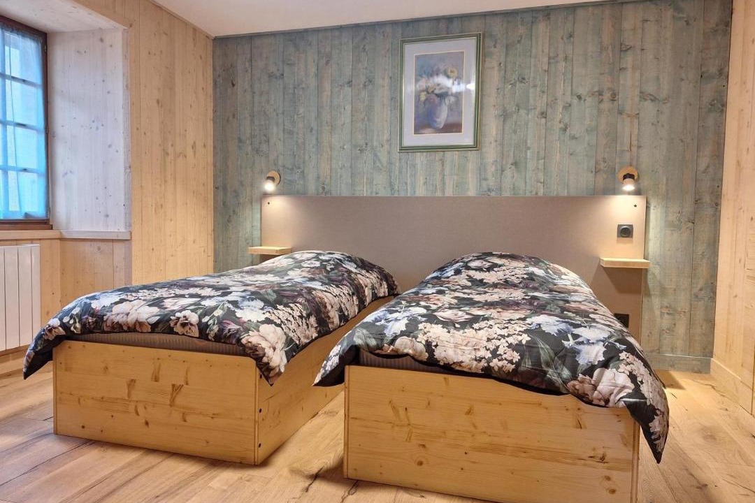 Photo of Bedroom in Chateau-Chalon