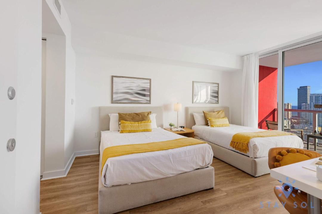 Photo of Bedroom in Hallandale Beach