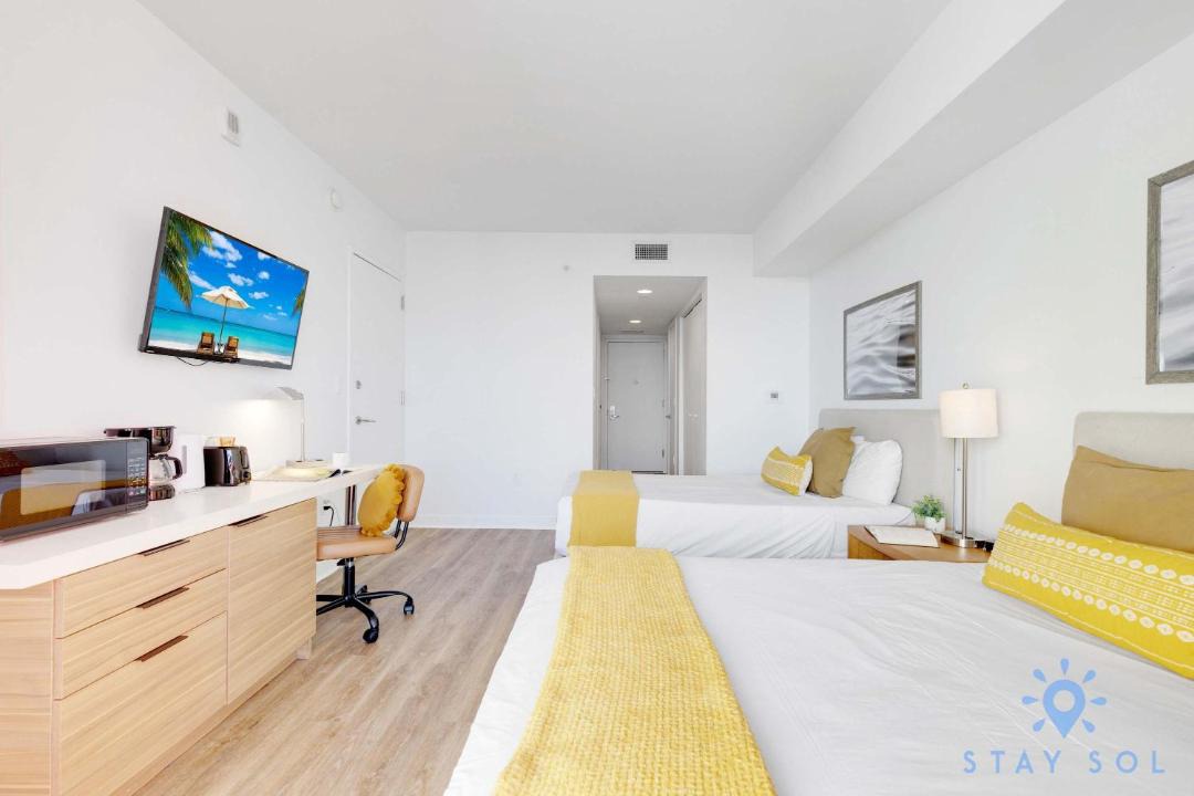 Photo of Bedroom in Hallandale Beach