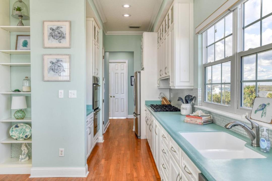 Photo of Kitchen in Crescent Beach