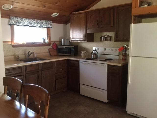 Photo of Kitchen in Long Lake
