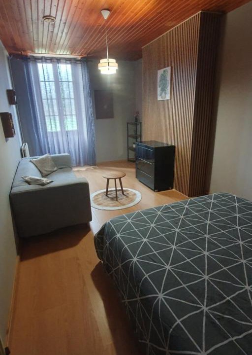 Photo of Bedroom in Saint-Bonnet-sur-Gironde